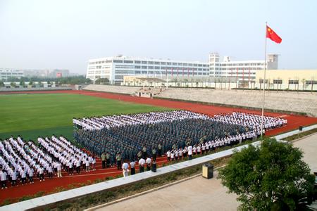 赣州高铁乘务学校 赣州华坚高铁乘务专业招生简章