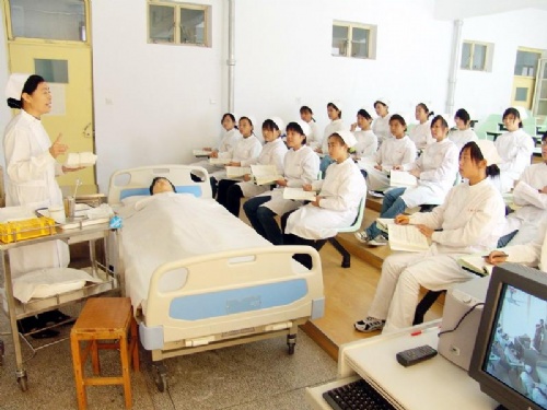 赣南卫生健康职业学院五年制大专护理招生简章