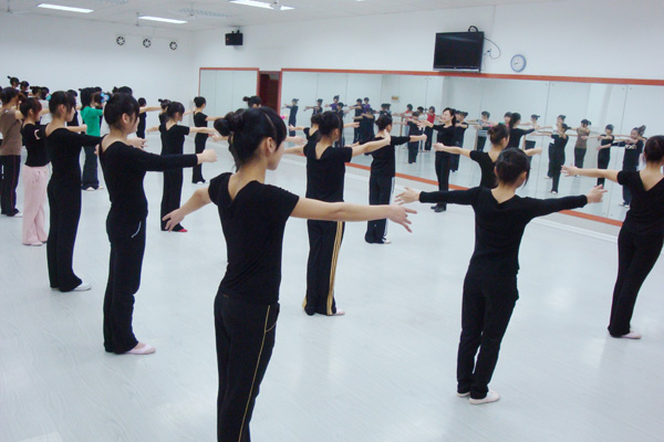 赣州育才技工学校幼师专业介绍